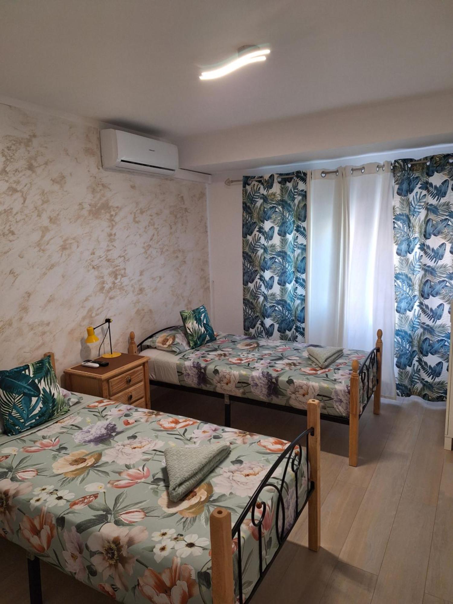 Sweet Dreams Apartment อาลิกันเต ภายนอก รูปภาพ